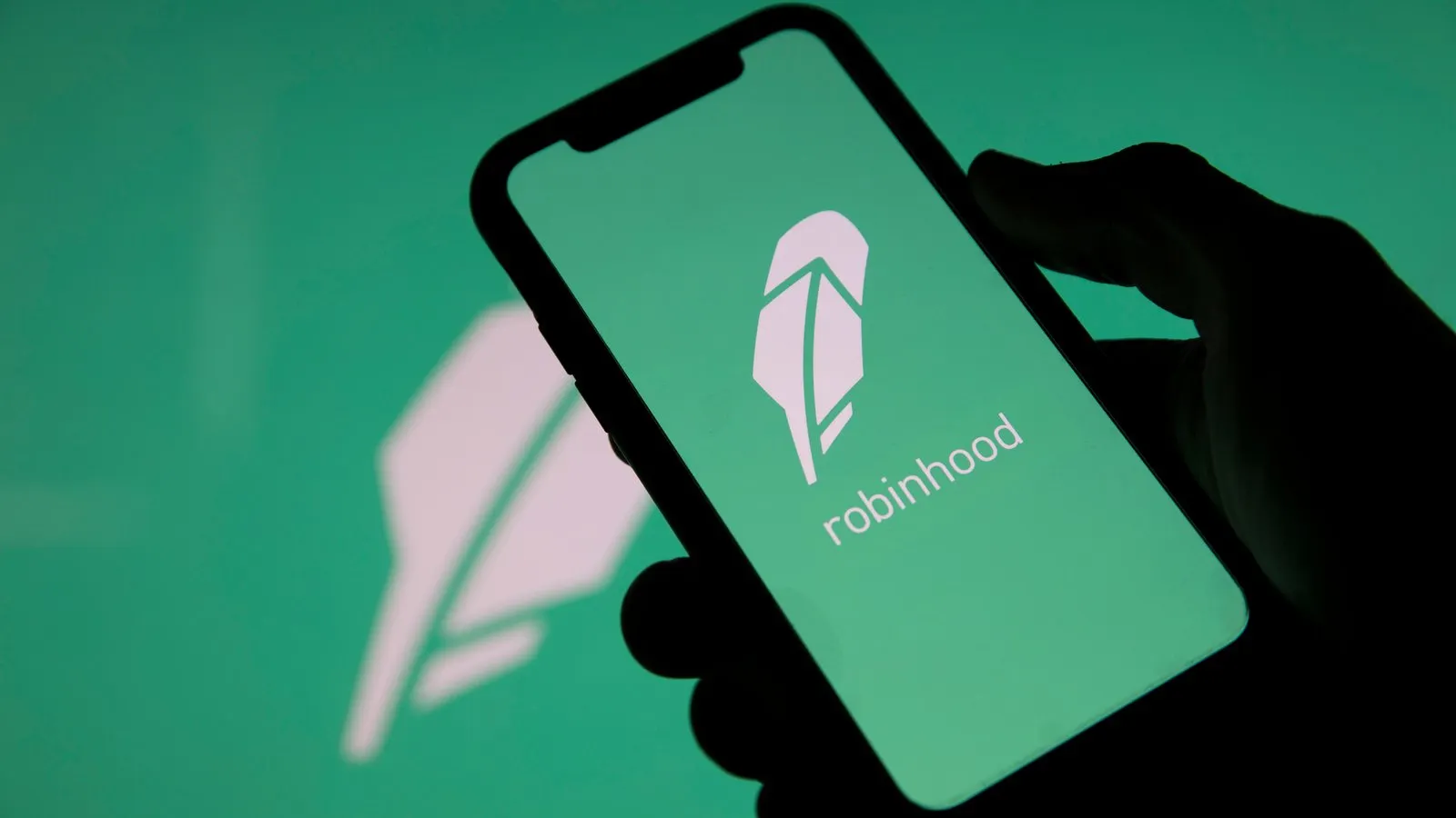 Robinhood is a popular crypto and stock trading app. Image: Shutterstock